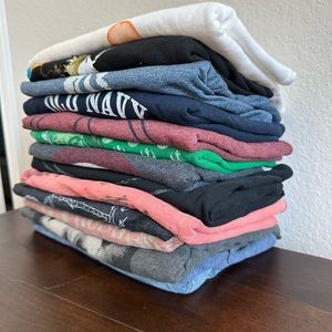 Set of 13- Assorted XL-2XL T shirts